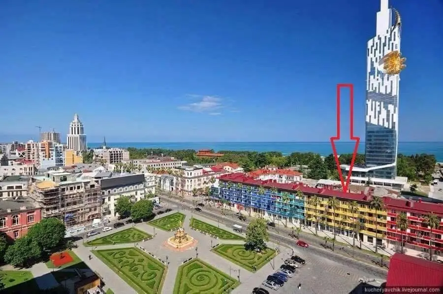 Батуми: Apartment on Rustaveli Avenue 10