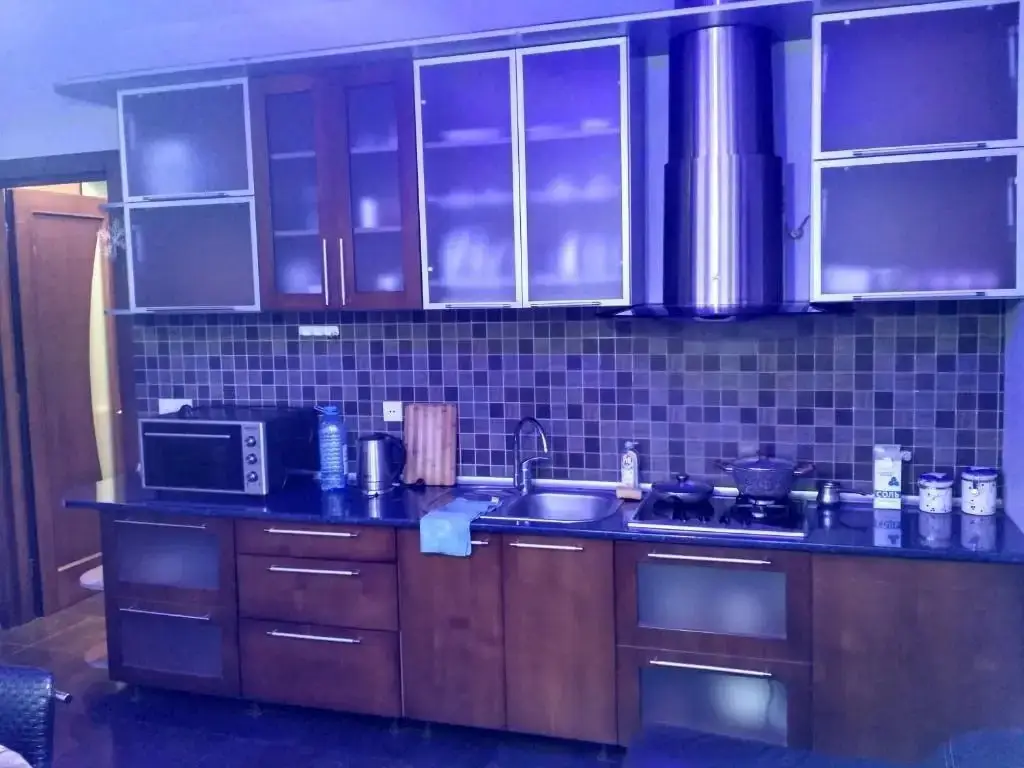 Тбилиси: 43 Sulkhan Tsintsadze Street