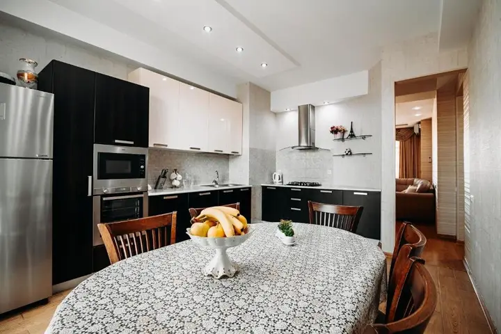 Тбилиси: Axis Palace Apartment In The City Centre LUX 2BR