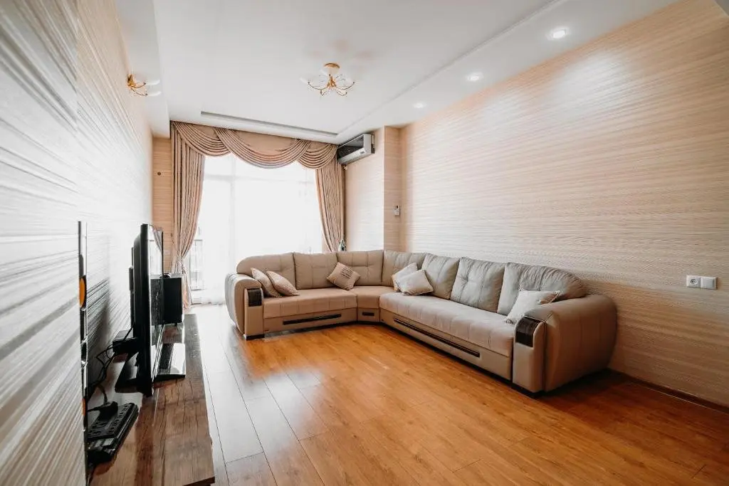 Тбилиси: Axis Palace Apartment In The City Centre LUX 2BR