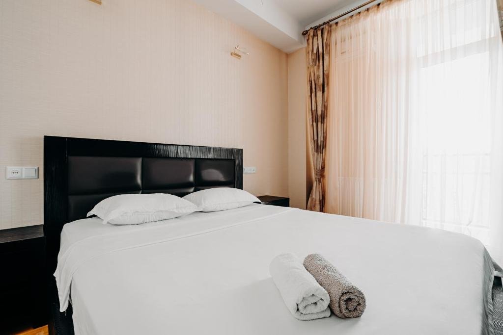 Тбилиси: Axis Palace Apartment In The City Centre LUX 2BR
