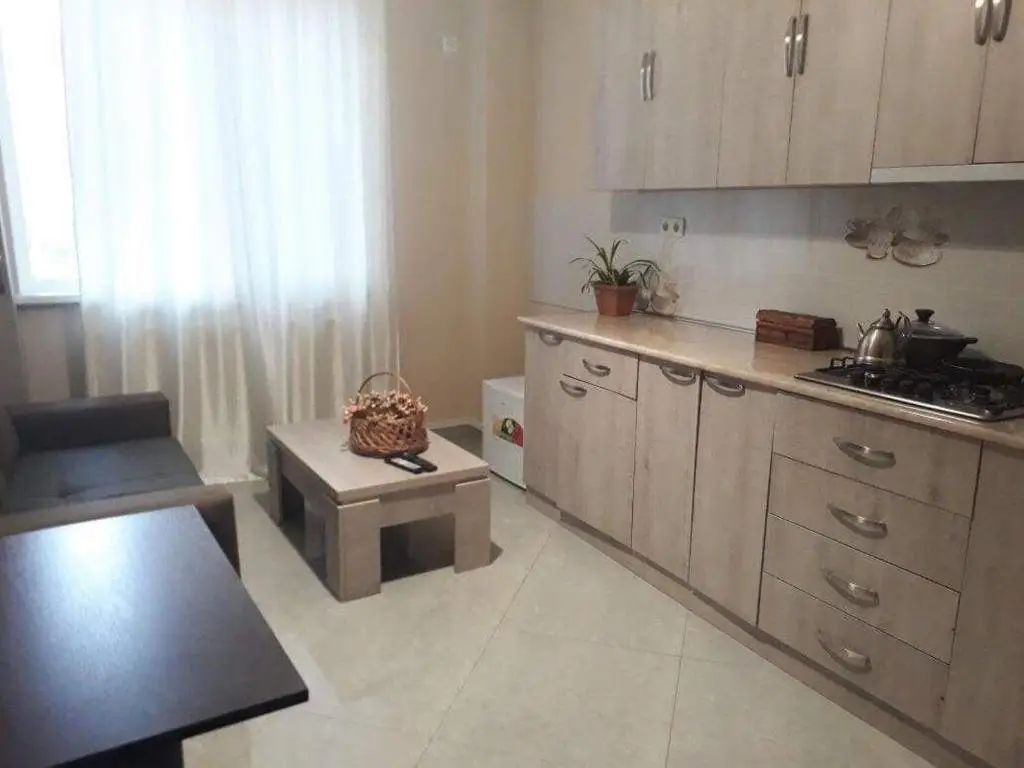 Тбилиси: 3 rooms Apartments