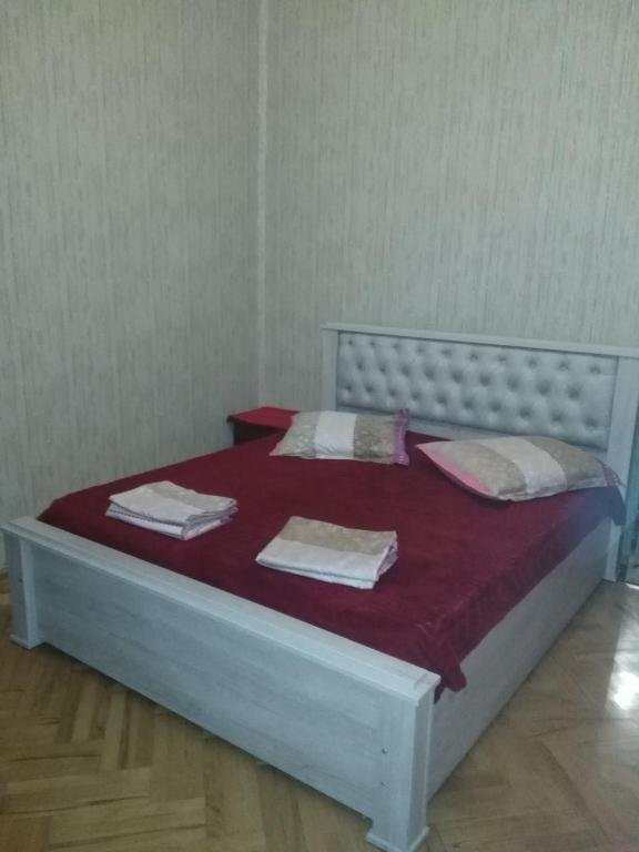 Тбилиси: 6 Kote and Soso Tsereteli Street