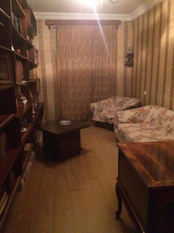 Кобулети: 140g Rustaveli Street