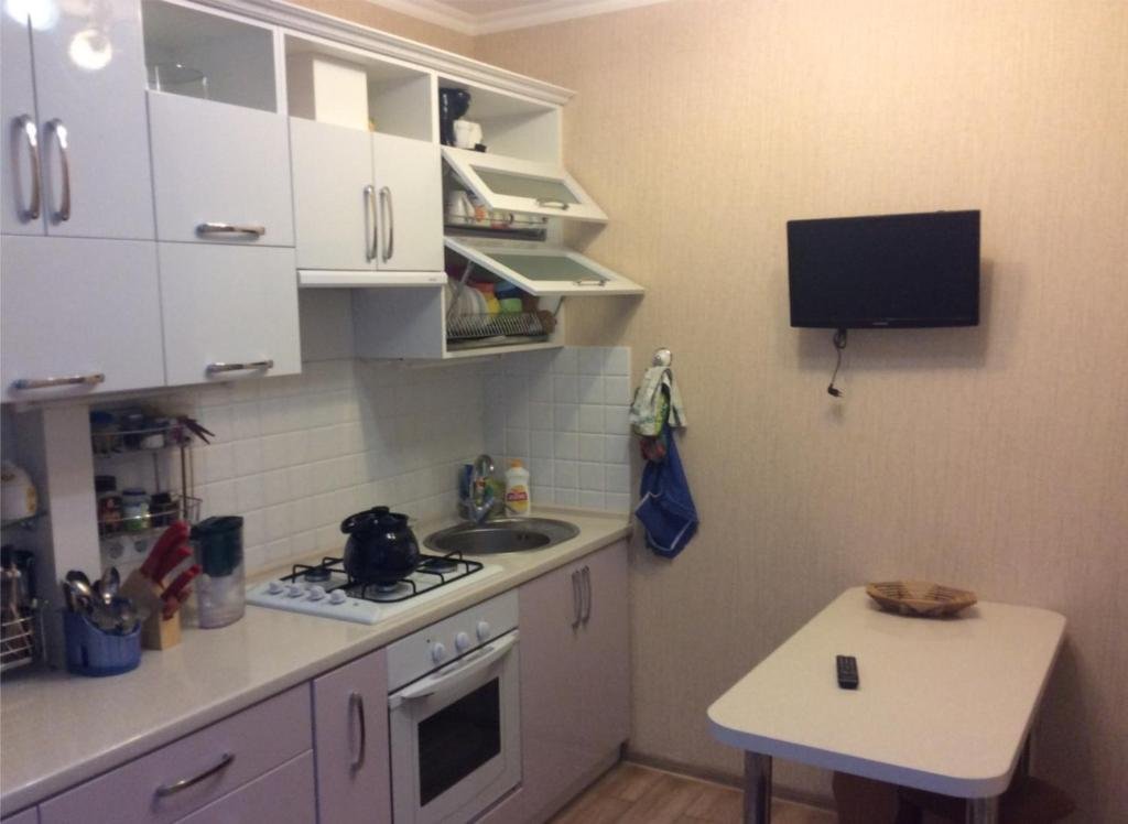Батуми: 99 Parnavaz Mepe Street, apt. 23 - 4