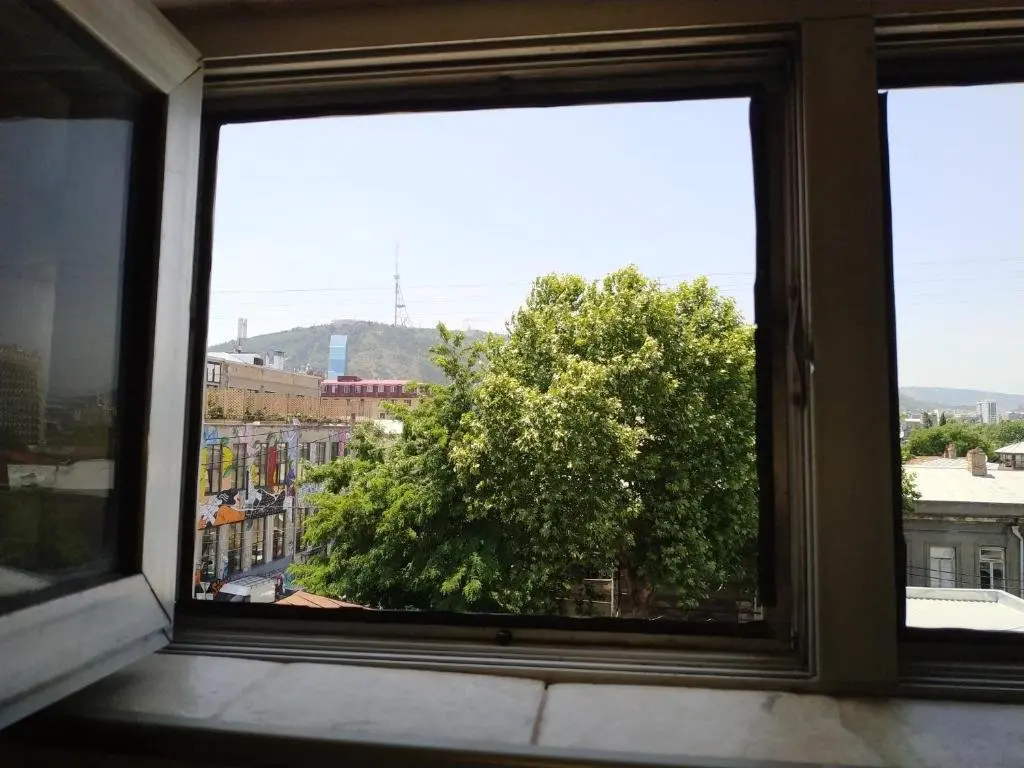 Тбилиси: 12 Kita Abashidze Street Apartment