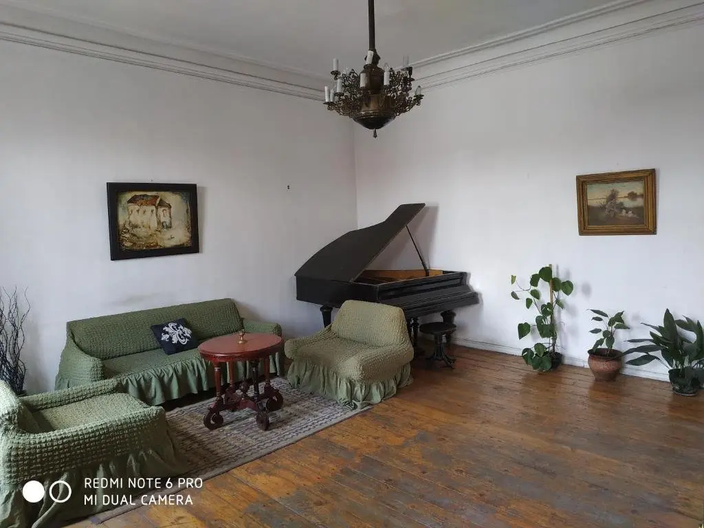 Тбилиси: 12 Kita Abashidze Street Apartment