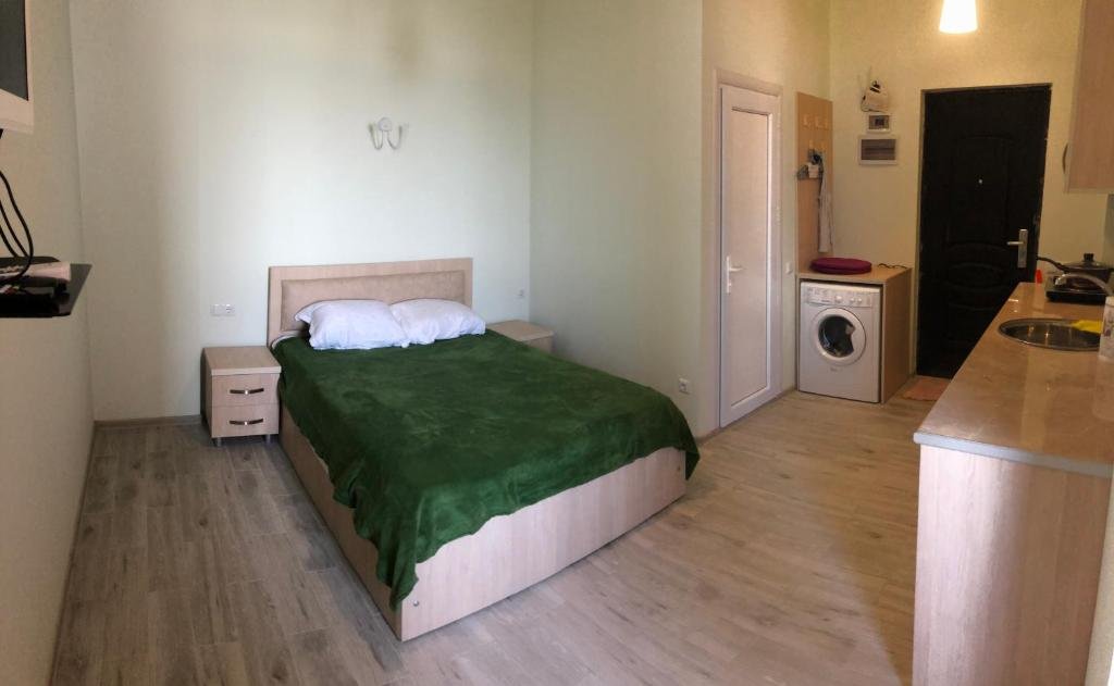 Батуми: Apartment on Tsaritsy Tamar 22?