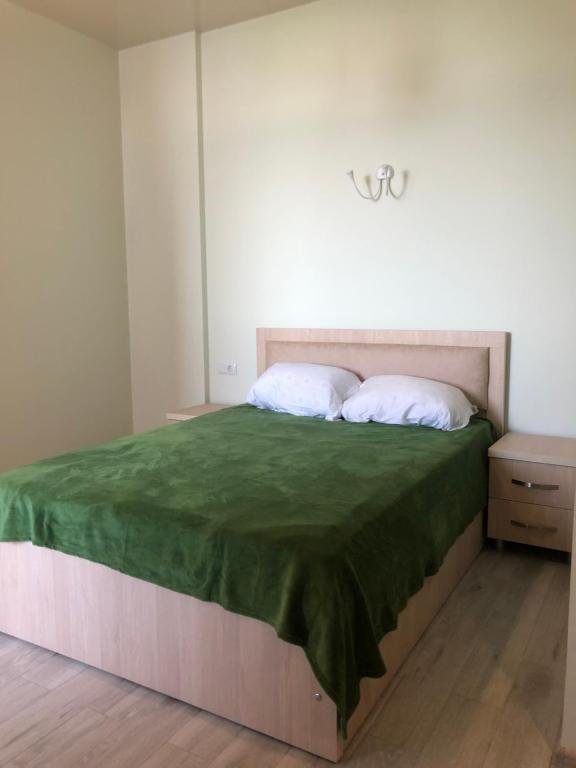 Батуми: Apartment on Tsaritsy Tamar 22?