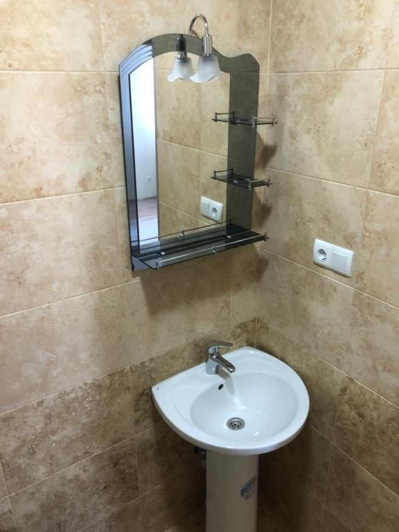 Батуми: Apartment on Tsaritsy Tamar 22?