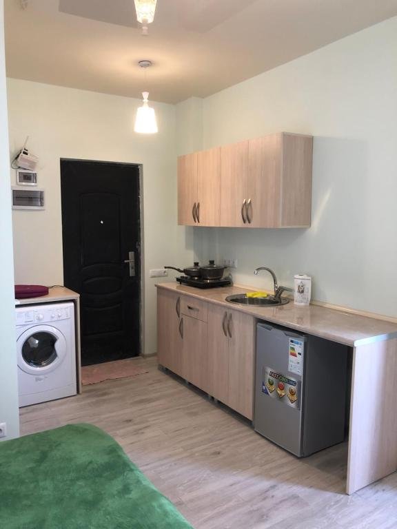 Батуми: Apartment on Tsaritsy Tamar 22?