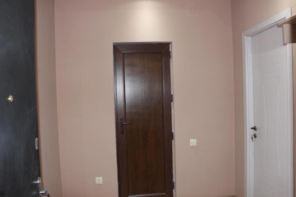 Батуми: 2-bedroom apartment on the 4th floor