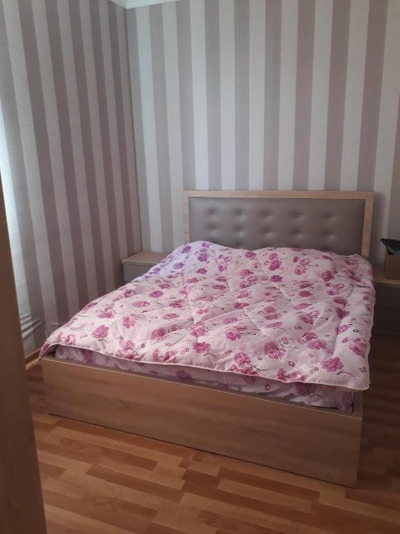 Батуми: 2-bedroom cosy family apartment