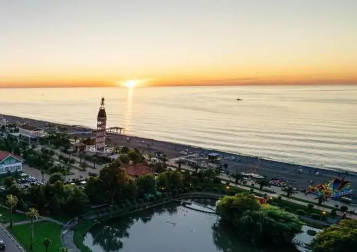 Батуми: Batumi Luxury Suites