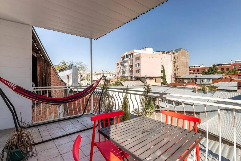 Тбилиси: Big Terrace&Spacious place&City views?2 Bedroom