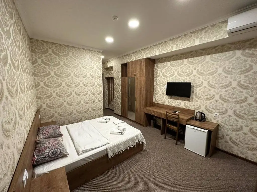 Тбилиси: 5 Rooms near 300 Aragveli metro station