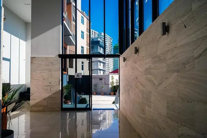 Батуми: Apart Hotel Next Orange 13-12
