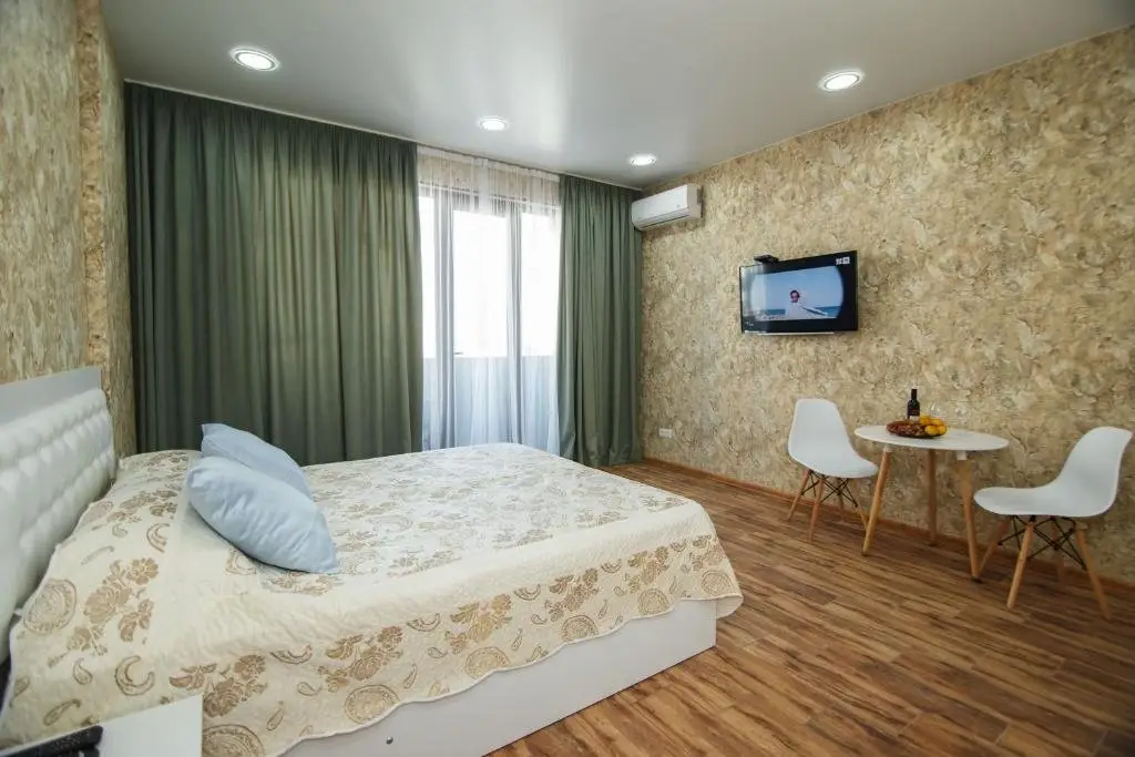 Батуми: Apart Hotel Next Orange 13-12