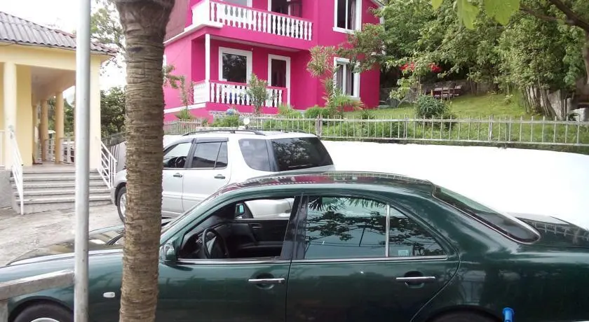 Батуми: Bidzina Guest House