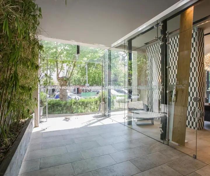 Тбилиси: Apartment 3 bedroom in Simon Kandelaki 15