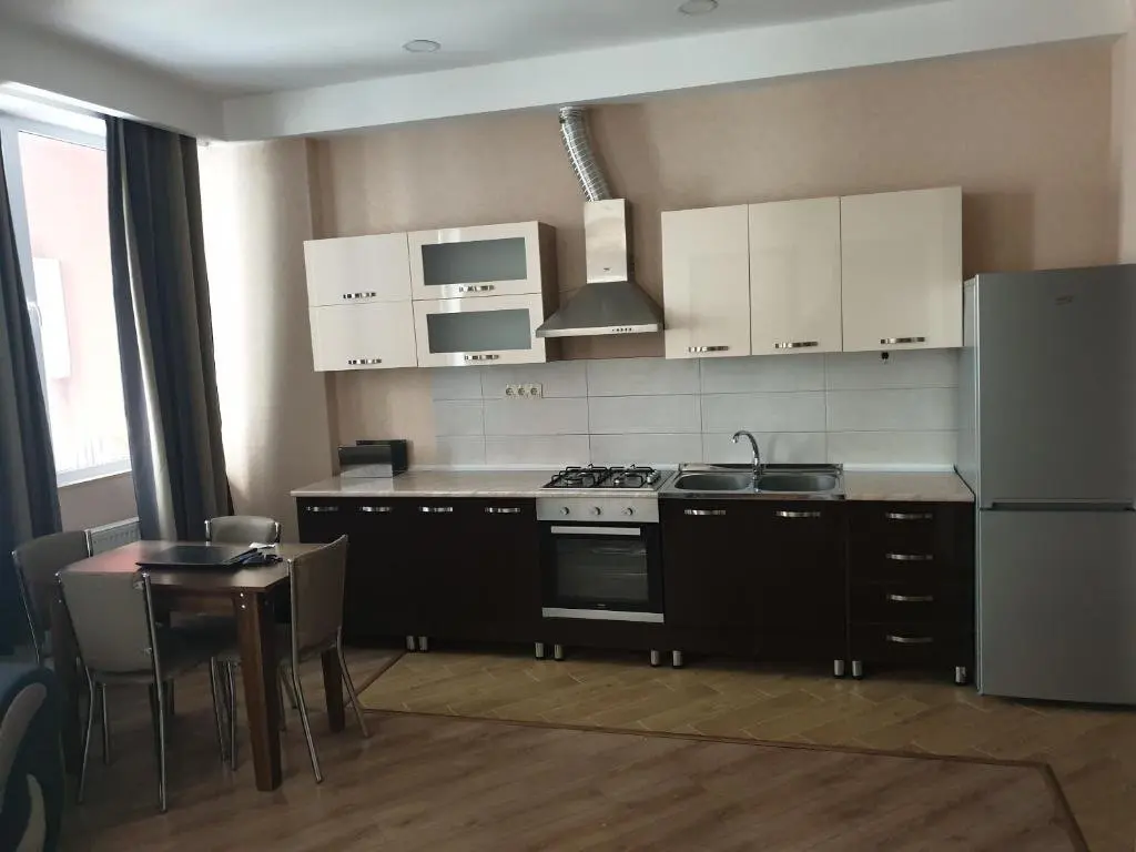 Тбилиси: 2 bed room luxury apartment