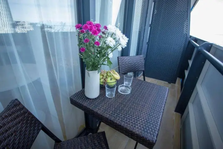 Батуми: Beachfront studio w/balcony - Orbi City A926