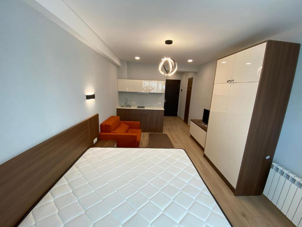 Тбилиси: 2+1 Studio in 4* Crystal residence Hotel room135