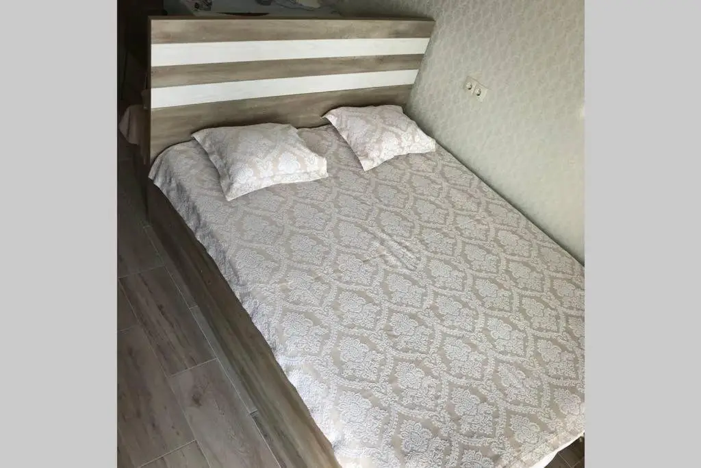 Батуми: Batumi beach tower apartment 2005