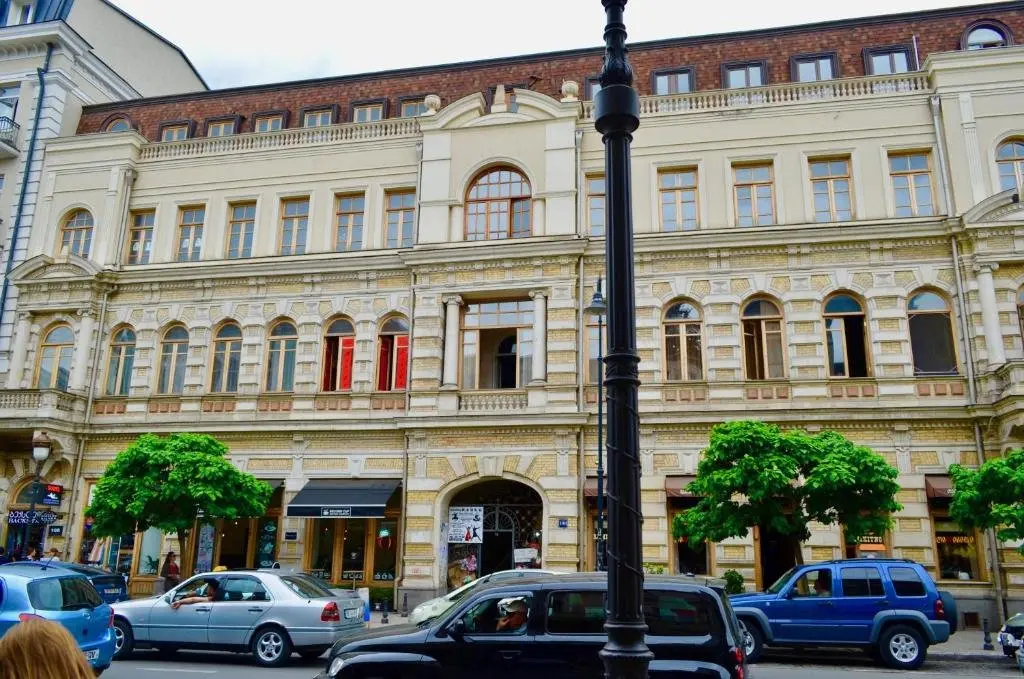 Тбилиси: Ali and Nino Apartments, Nino.