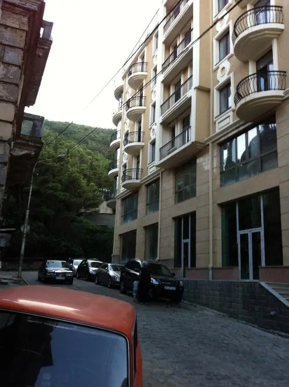 Тбилиси: 11 Shio Chitadze St