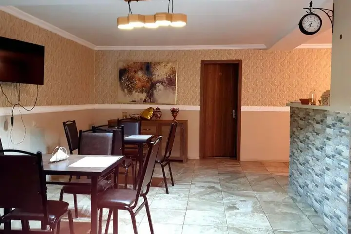 Степанцминда: Nikolo