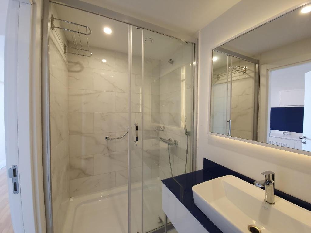Батуми: Batumi Orbi City Beach Studio Apartment Block A
