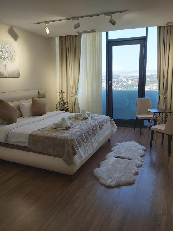 Тбилиси: Apartment in King David Residence on 26th floor