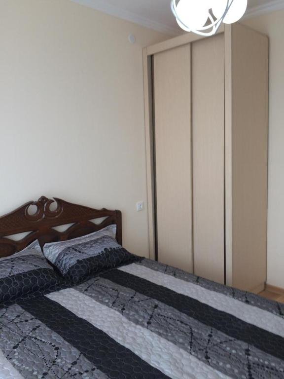 Тбилиси: Apartment near kikvidze park