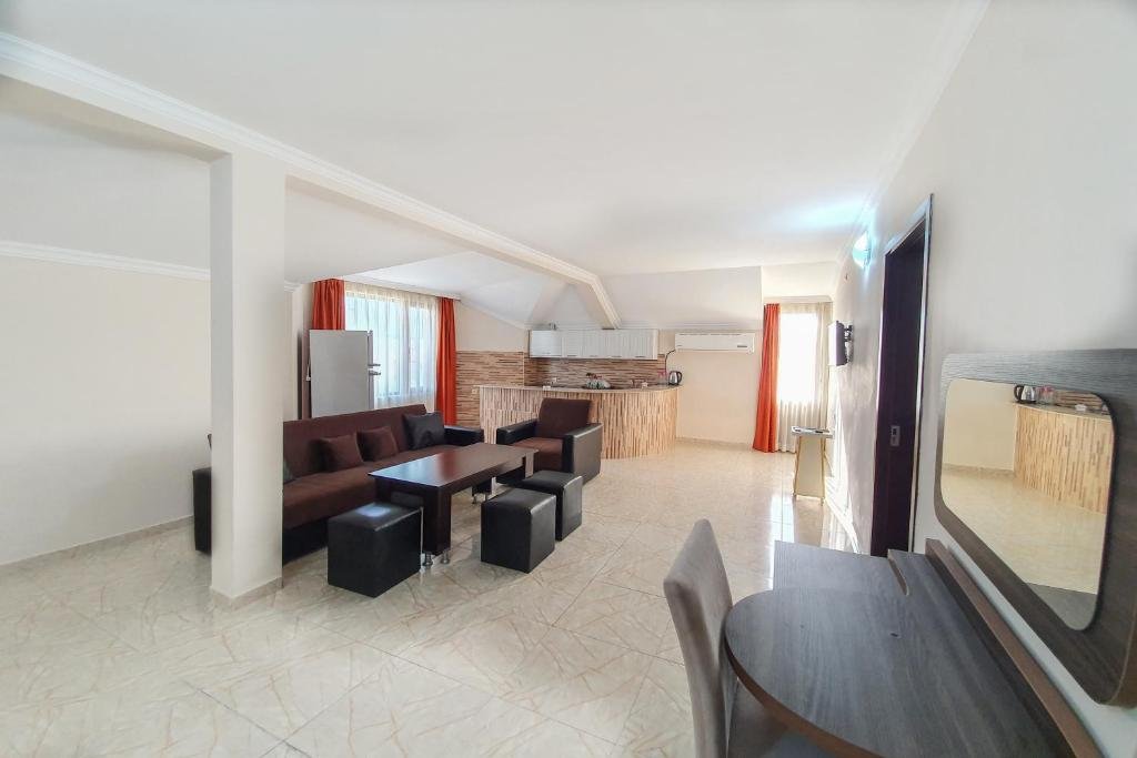 Батуми: Apartments 37B