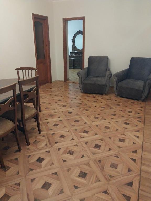 Кутаиси: Apartment close to Rioni River