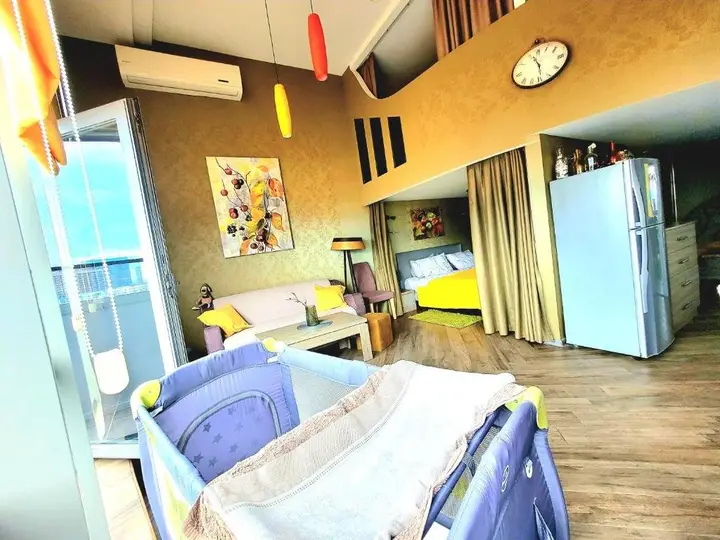 Батуми: 2 levels penthouse with a SUNSET SEA VIEW! Balcony and window 8x4m!