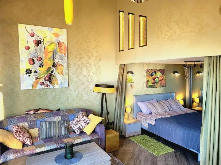 Батуми: 2 levels penthouse with a SUNSET SEA VIEW! Balcony and window 8x4m!