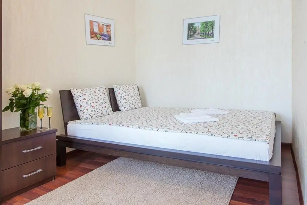 Минск: Apartments on Independence 52