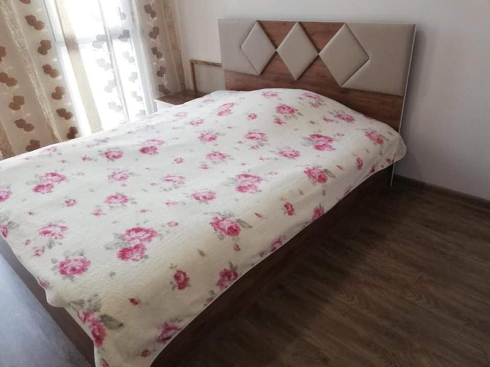Батуми: Apartamenti irina