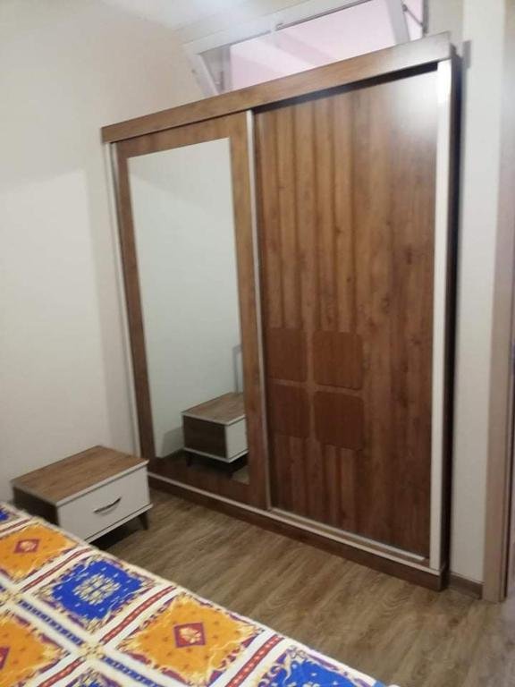 Батуми: Apartamenti irina