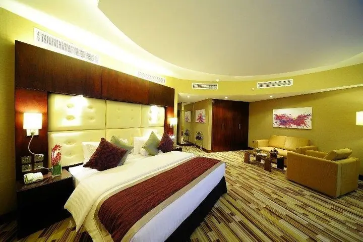 Дубай: Hallmark Hotel