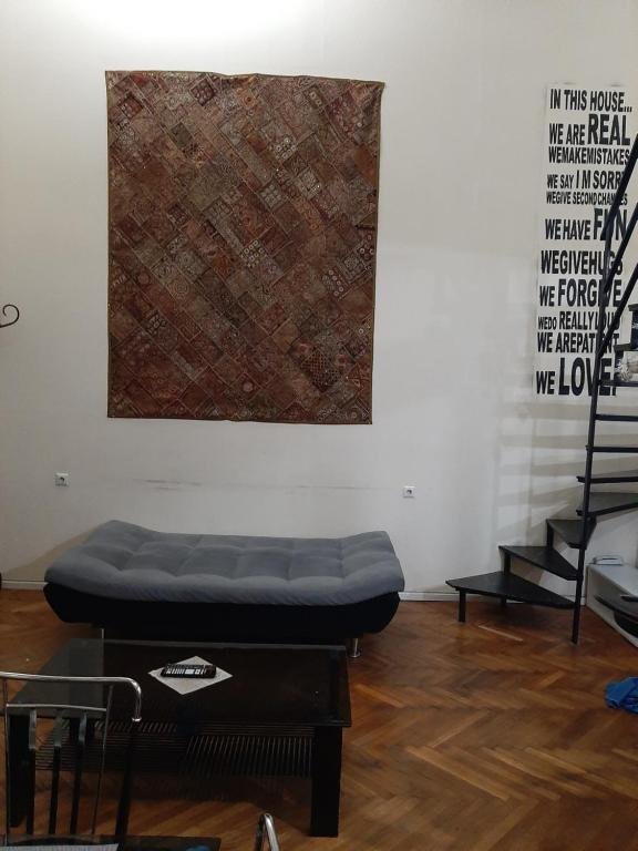 Тбилиси: Apartment Of Old Palace
