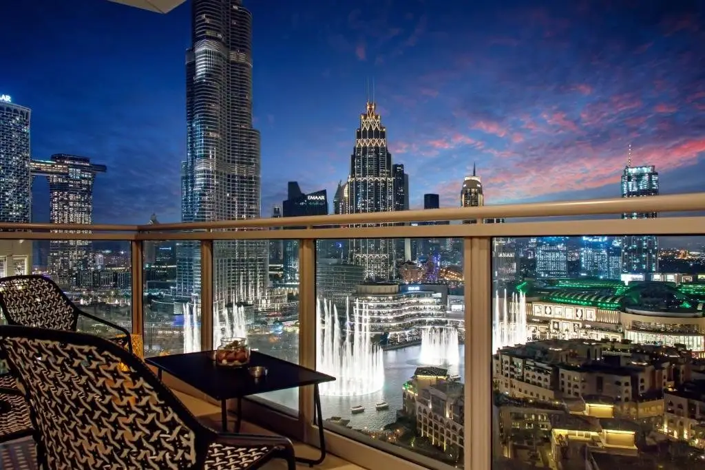 Дубай: FAM Living - The Residences Tower - Burj Fountain View
