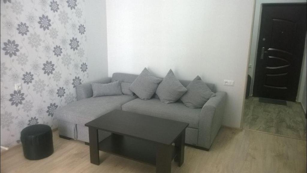 Батуми: Pirosmani Apartments