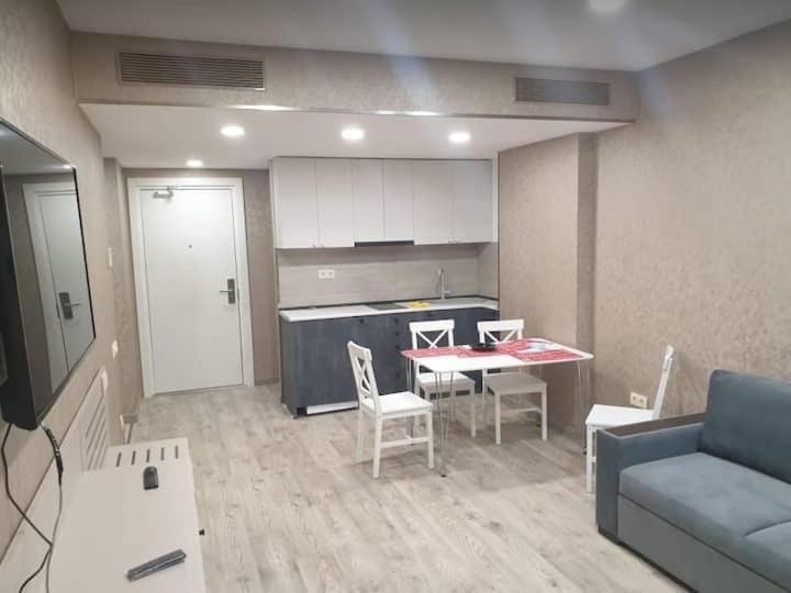 Батуми: Alliance palace- Best Two room apartment