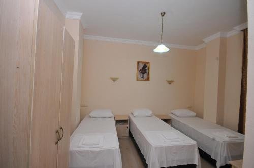 Батуми: Hotel Iveria