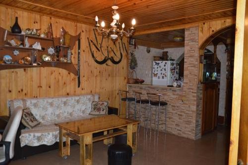 Батуми: Mates Gest House
