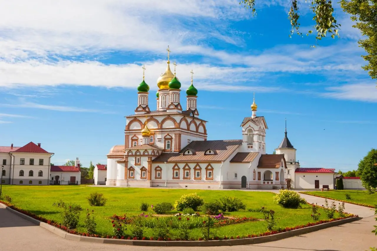 Ростов Великий: Троице-Сергиев Варницкий Монастырь