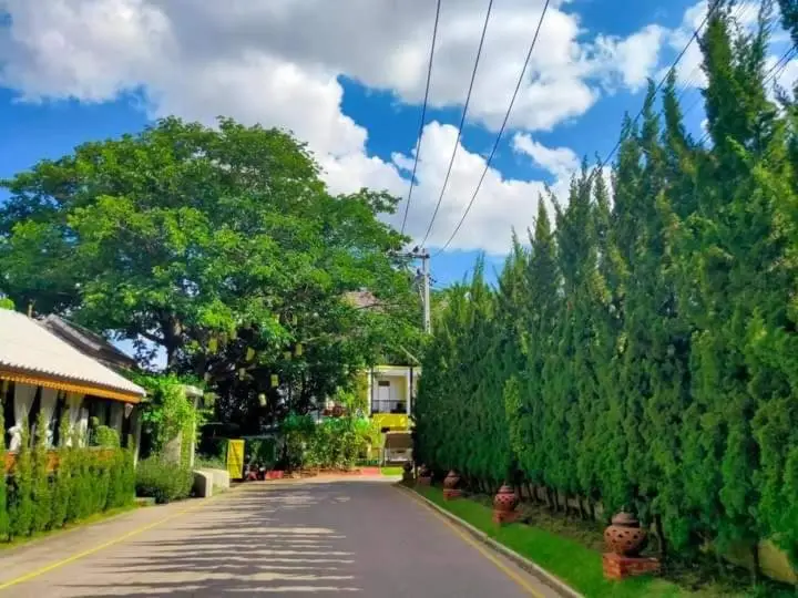 Чиангмай: ฝ้ายคำ บูธีค เชียงใหม่